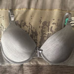 secret treasures New bra 34 B Photo 0