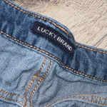 Lucky Brand  high rise mom jeans Blue Jeans denim with Floral Embroidery Photo 5