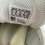 Adidas  size 5 EVM 004001‎ white pink clamshell toe lace up sneakers superstar Photo 9