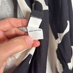 Diane Von Furstenberg  100% Silk Black and White Wrap Dress - 8 Photo 5