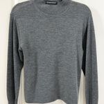 Classic Women's Crewneck Sweater in Charcoal Gray Size M Photo 0