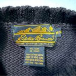 Eddie Bauer Vintage 90s multicolor snowflake Black Crew neck sweater Medium Photo 3