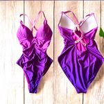 Leilani one pc purple
Ombre padded ruched slimming shape Bali swimsuit size 8 Purple Photo 1