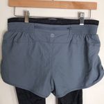 Athleta  Go Getter Heathered Yoga Running 2 in 1 Capri / Short Leggings size S Photo 6