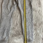 All In Motion Women's  Snakeskin Athletic Yoga Pants - White, Size XL‎ Photo 1