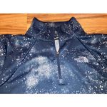 The North Face  Women's Large Dri-fit Pullover 1/4 Zip Snow Print EUC Photo 1