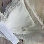 Gilly Hicks  Cream Lace Bralette Photo 4