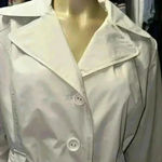 White Stag  Classic women’s trench coat Belted Jacket Women’s Sz S 4-6 Photo 3