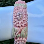 Retro Floral Carved Resin Bangle bracelet Pink and Green Photo 5