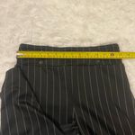 Shosho black pinstripe Bermuda shorts woman’s size small EUC Photo 5