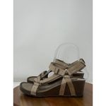 Teva Womens Ysidro Sandals Wedge Heel Ankle Strap Adjustable Beige Size 6.5 Photo 5