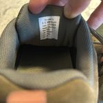 LL Bean Women's walking/hiking shoes
Excellent condition! Size 8.5 Pink Photo 5