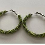 Vintage round Bead Hoop green Beaded Mini Chunk Earrings Women’s Sz 5.5” Western Photo 7