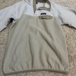 Patagonia  synchilla t strap white and beige size medium Photo 1