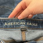 American Eagle  Stretch Mom Jeans light blue wash size 2 Photo 10