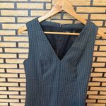 Theory  Easy V Shadow Jacquard Sleeveless Shift Dress Size‎ 6 Photo 2