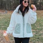 Levi's Women's Sherpa Fleece Teddy Jacket, Size XL, New with Tag MSRP $120 Photo 11