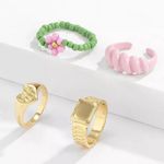 Boutique Y2K Aesthetic Daisy Beaded Gold Ring Set of 4 Photo 0
