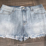 Twelve by ontwelfth Erie Slim Seam Biker Shorts NWT‎ Size 28 Blue Photo 0