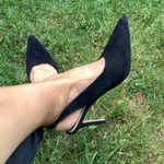Vince Camuto suede sling back shoes π€π€π€ Photo 3