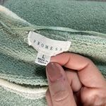 Prómesa Promesa Sage Green Women's Crew Neck Sweater Photo 3