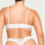 SKIMS  Fits Everybody Lace Scoop Bralette Opal fair isle logo Photo 8