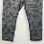 Kyodan  Women's Stretchable Camouflage Capri Leggings Black Gray Size Medium Photo 4