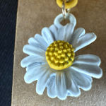 Yellow and White Daisy Earrings Photo 1