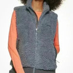 Bass Outdoor Women Route Hiking Faux Sherpa Vest‎ Size Small Gray Outdoorsy Photo 0