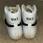 Nike Vintage Blazer Shoes Photo 1