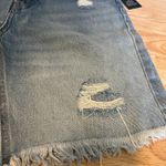 Wild Fable Women's Medium Blue Wash Bermuda Jean Shorts - Size 00 - NWT Photo 4