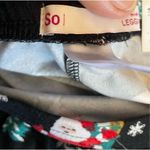 SO  Mid Rise Comfy Christmas Leggings Santa Skiing Size Large-NWT Photo 7