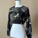 Derek Heart  | Black Printed Long Sleeve Crop Top Sz S Photo 2