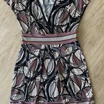 BCBG MaxAzria Women’s V-neck Knee-length Dress Graphic Print Size M Slim Fit Photo 0