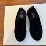 Seven7  Elegant Black Footwear Photo 3