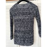 kim rogers  Womens Blue White Long‎ Sleeve Knit Top Sweater Size M Tunic Top Photo 3