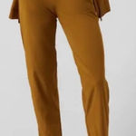 Athleta  Brooklyn mid rise ankle pants brass yellow sz 4 Photo 0