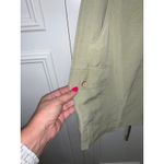 Tommy Bahama  Women's‎ Cargo Shorts Green Size 16 Solid Silk Casual Photo 1