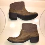 B.O.C. Women’s Bendell Taupe Brown Leather Suede Knit Sock Ankle Booties Size 8.5 Photo 4
