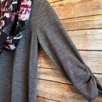 Apt. 9  Gray Knit Top With Floral Scarf Size Petite XS NWT Photo 2