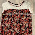 PaperMoon  Stitch Fix Floral Satin Lace Lightweight Cap Sleeve Top Shirt Size M Photo 2