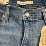 Levi's Levi’s mid length shorts Photo 6