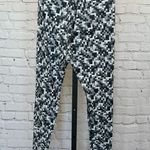 Nike  Pro Pixel Camo Print Leggings Photo 3