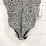 Athleta NWT Seychellles Textured One Piece Size Medium Photo 5