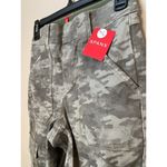 Spanx BRAND NEW  Womens Stretch Twill Ankle Cargo Pants in Size Petite Small Camo Photo 5