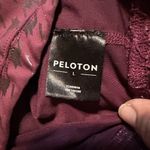 Peloton  Show up high neck bra SIZE L preowned activewear Photo 3