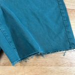 Universal Threads Universal Thread Women's Teal Green Bermuda Jean Shorts - Size 8 - NWT Photo 7