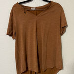 Mod Ref  V-Neck Tan Short Sleeve Top Photo 0
