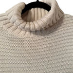 J.Crew cotton/marino wool blend oversized pull over sweater M Preppy Clean girl Photo 2