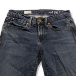 Jeans Size 26 /2 Skinny Gap 1969 Legging Jean Women's Blue Denim Pants Low Rise Jeans
Distressed Photo 2